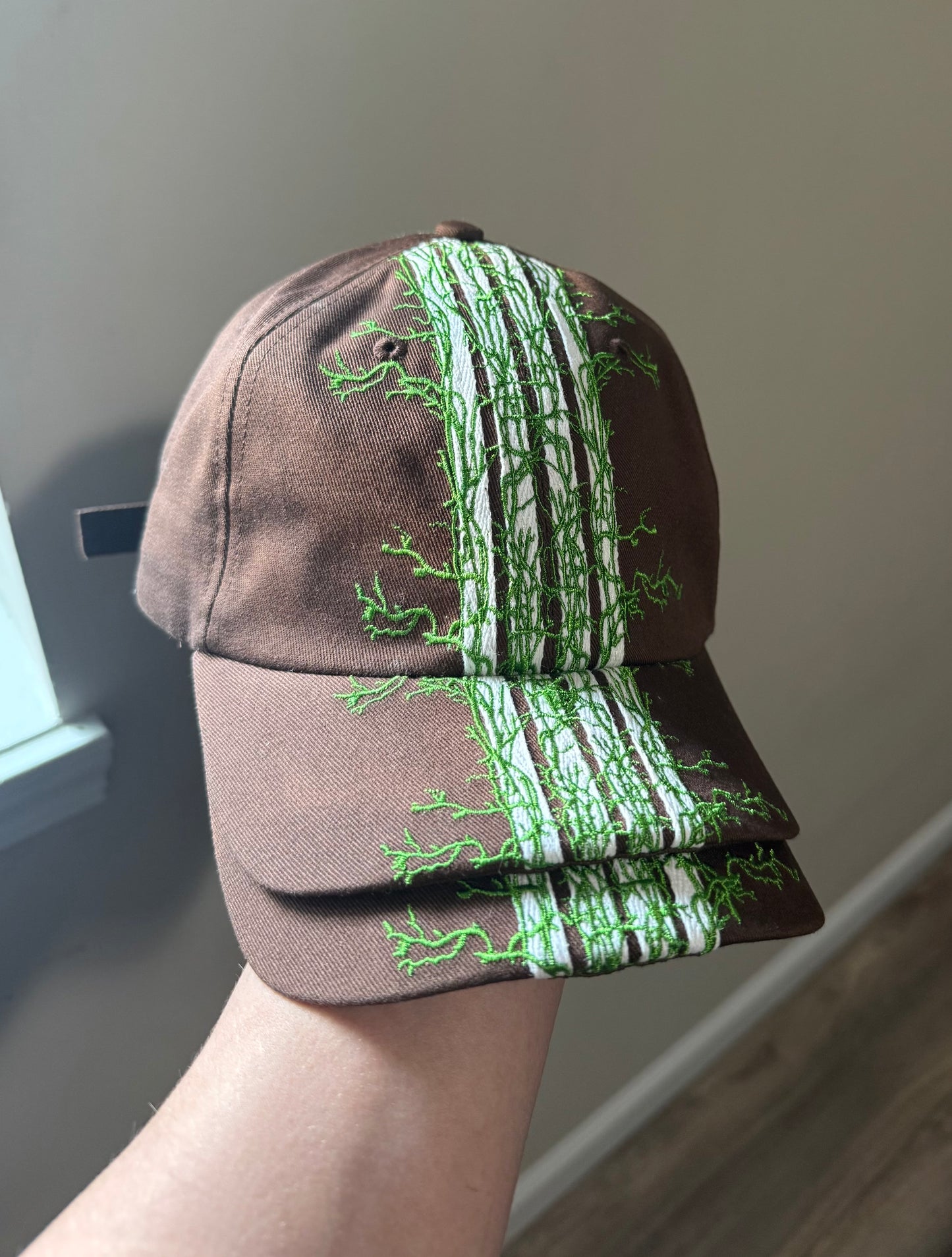 ‘overgrown’ double brim