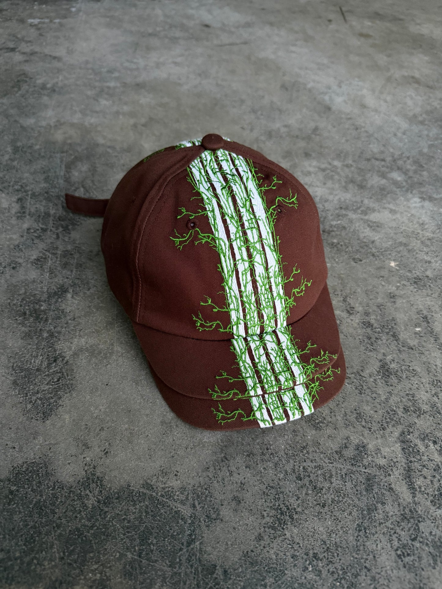 ‘overgrown’ double brim